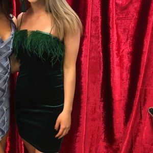 PrettyLittleThing Green Velvet Body-con Dress